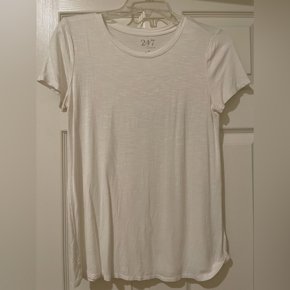 Maurice’s 24/7 Women's Off-White Short Sleeve Tee